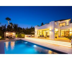 Villa en Venta en Marbella, Málaga