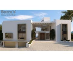 Villa Independiente en Venta en Marbella, Málaga