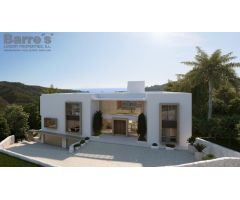 Villa Independiente en Venta en Marbella, Málaga