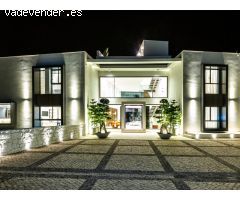 Villa en Venta en Benahavís, Málaga