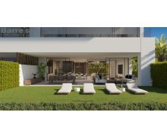 Chalet Pareado en Venta en Marbella, Málaga