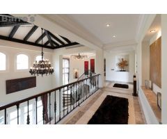 Villa Independiente en Venta en Benahavís, Málaga