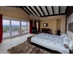 Villa Independiente en Venta en Benahavís, Málaga