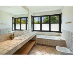 Villa en Venta en Estepona, Málaga