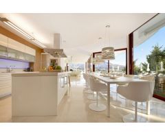 Villa en Venta en Marbella, Málaga