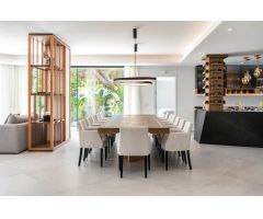 Villa en Venta en Marbella, Málaga