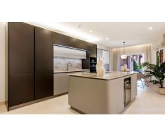 Apartamento en Venta en Estepona, Málaga