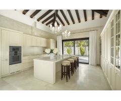 Villa en Venta en Marbella, Málaga
