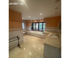 Villa en Venta en Marbella, Málaga