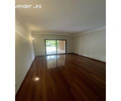 Villa en Venta en Marbella, Málaga