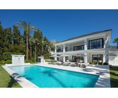 Villa en Venta en Marbella, Málaga