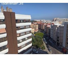 Vivienda de 5 dormitorios junto al Hospital Puerta del Mar