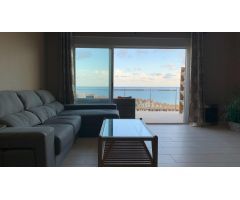 ? Vive donde otros solo veranean – Apartamento con vistas al mar de ensueño ????