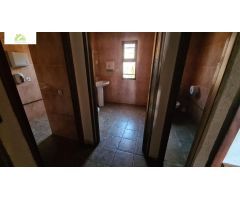 RESTAURANTE Y TIENDA IDEAL PARA CONVERTIR EN VIVIENDA