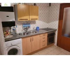 PISO EN VENTA EN ZONA LA FERIA DE 3 HABITACIONES