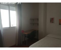 Estupendo Piso en el Zapillo en Verano