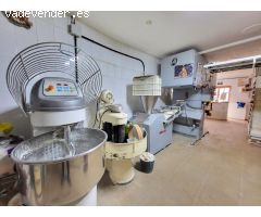 SE ALQUILA PANADERIA EN ABRUCENA CON TODA LA MAQUINARIA