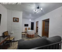 SE ALQUILA CASA EN ABRUCENA