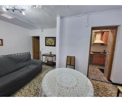 SE ALQUILA CASA EN ABRUCENA