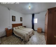 SE ALQUILA CASA EN ABRUCENA