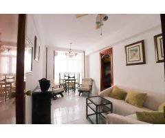 PISO DISPONIBLE PARA TEMPORADA ESCOLAR EN PLENO CORAZÓN DE ALMERÍA.
