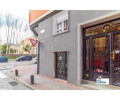 PISO EXTERIOR EN PLANTA BAJA CON 63M2 HACIENDO ESQUINA FRENTE AL METRO LUCERO.