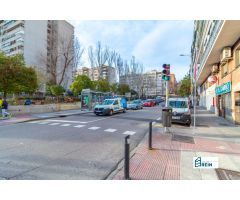 PISO EXTERIOR EN PLANTA BAJA CON 63M2 HACIENDO ESQUINA FRENTE AL METRO LUCERO.