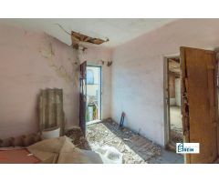 ¡¡ÚLTIMA OPORTUNIDAD!! CASA DE PUEBLO EN INMEJORABLE SITUACIÓN EN RECAS, HACIENDO ESQUINA.