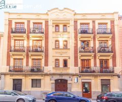 Estudio reformado y amueblado junto al paseo de las Delicias y al lado de la estación de Atocha