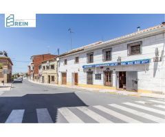 VIVIENDA Y LOCAL EN LA PLAZA DE RECAS. Invierte en tu futuro.