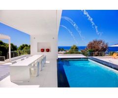Moderno Chalet de Lujo en El Portet-Pla del Mar Moraira
