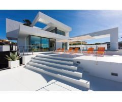 Moderno Chalet de Lujo en El Portet-Pla del Mar Moraira