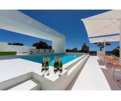 Moderno Chalet de Lujo en El Portet-Pla del Mar Moraira