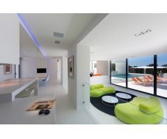 Moderno Chalet de Lujo en El Portet-Pla del Mar Moraira