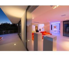 Moderno Chalet de Lujo en El Portet-Pla del Mar Moraira