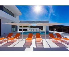 Moderno Chalet de Lujo en El Portet-Pla del Mar Moraira