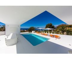 Moderno Chalet de Lujo en El Portet-Pla del Mar Moraira