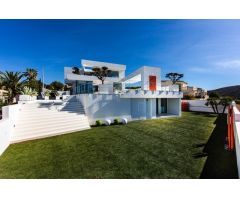 Moderno Chalet de Lujo en El Portet-Pla del Mar Moraira