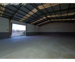 NAVE INDUSTRIAL EN LA SENIA