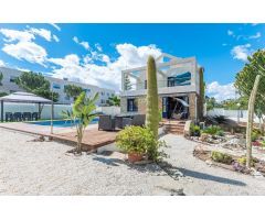 Casa en Venta en San Juan de Alicante, Alicante