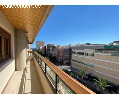 VIVE JUNTO A LA PLAZA CALVO SOTELO EN UNA FINCA DE PRESTIGIO
