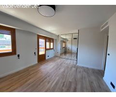 VIVE JUNTO A LA PLAZA CALVO SOTELO EN UNA FINCA DE PRESTIGIO