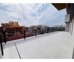 Piso ideal en San Juan con 3 habitaciones, 2 baños, terraza y piscina comunitaria