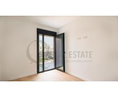 PISAZO A ESTRENAR EN RESIDENCIAL TRIDENTE, ALICANTE.