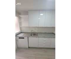 PISAZO AMUEBLADO TOTALMENTE REFORMADO A ESTRENAR EN ZONA MERCADO.
