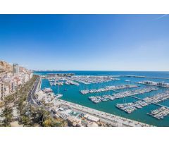 Vivienda con vistas privilegiadas al Puerto de Alicante