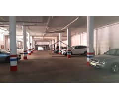 ACTIVO BANCARIO- DUPLEX DE TRES DORMITORIOS, DOS BAÑOS Y GARAJE EN ALMENDRALEJO