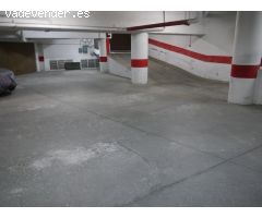 Excelente y amplia plaza de garaje en Plaza Luceros fácil de aparcar.