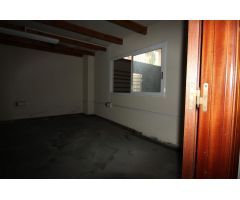 Local de 500 m2 en Peñacastillo