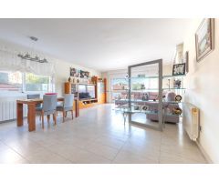 ESPECTACULAR CHALET EN CUNIT